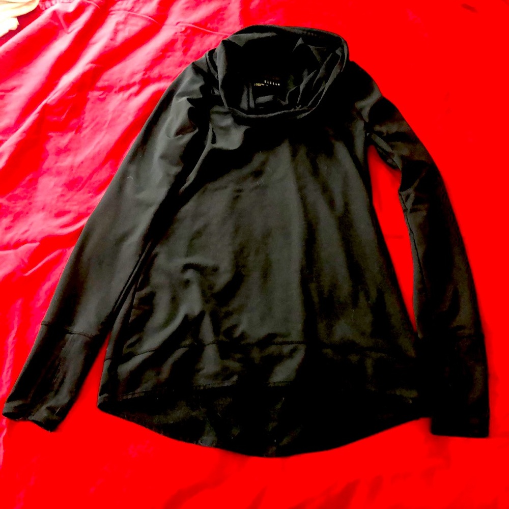 Reebok play warm small Crowley neck